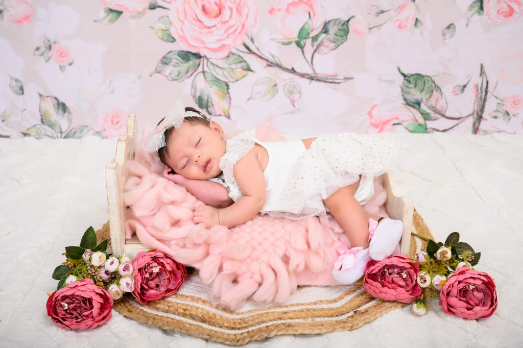 Newborn Bed Chalky White